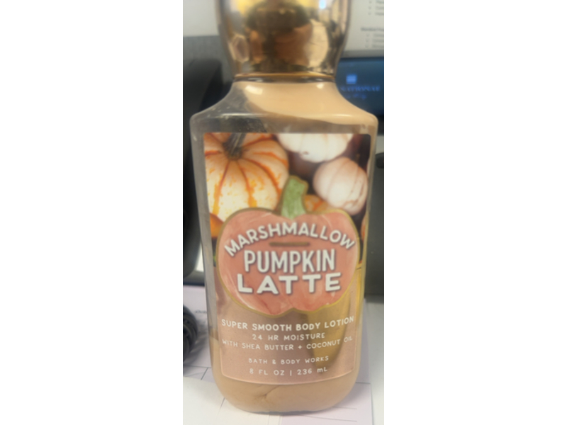 Bath & Body Works Super Smooth Body Lotion, Marshmallow Pumpkin Latte, 8 fl oz/236 mL