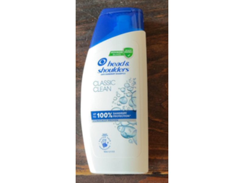 Head & Shoulders Anti-Dandruff Shampoo, Classic Clean, 90 mL