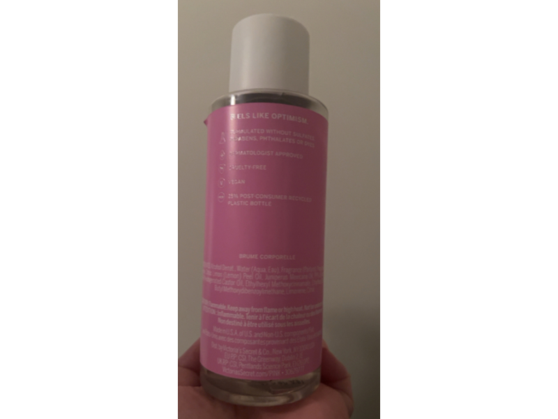 Victoria's Secret Fresh & Clean Body Mist, Sweet Apple, Freash Tangerine, 8.4 fl oz/250 mL