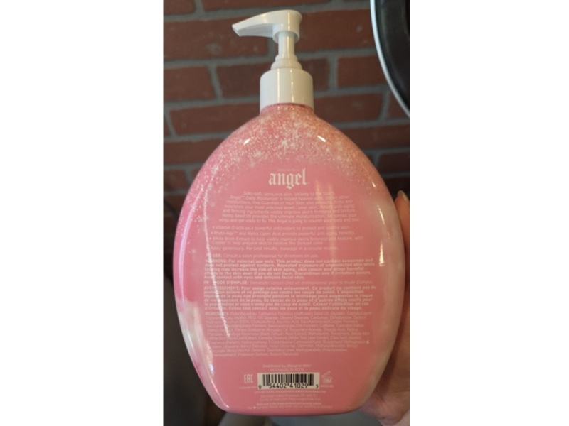 Designer Angel Daily Moisturizer Lotion, 22 fl oz/650 mL