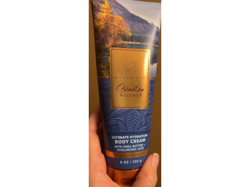 Bath & Body Works Ultimate Hydration Body Cream, Sweater Weather, 8 oz/226 g