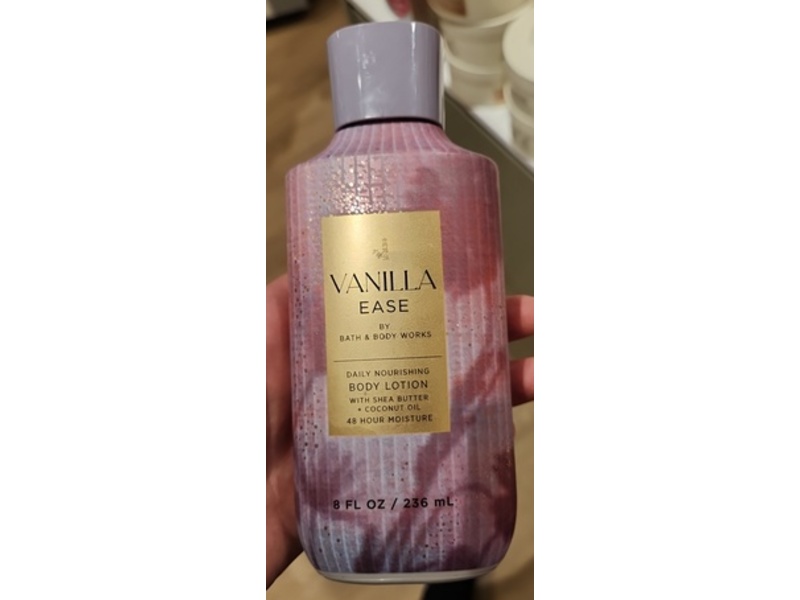 Bath & Body Works Daily Nourishing Body Lotion, Vanilla Ease, Shea Butter + Coconut Oil, 8 fl oz/236 mL