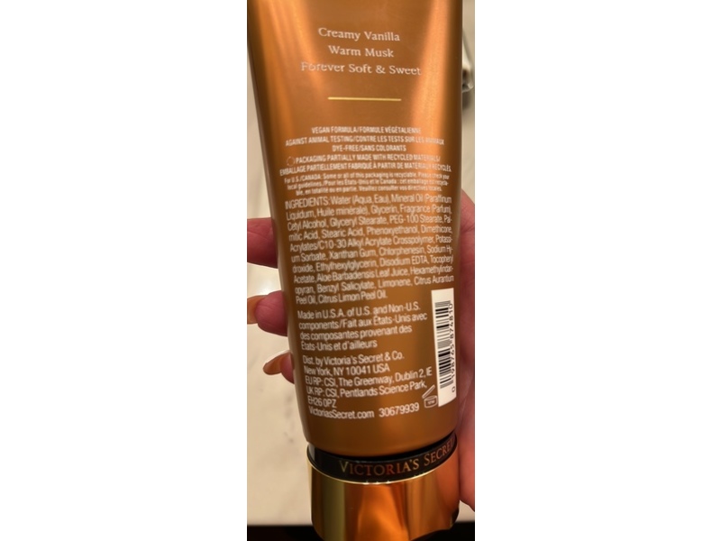 Victoria's Secret Fragrance Lotion, Vanilla Lace, 8 fl oz/236 mL