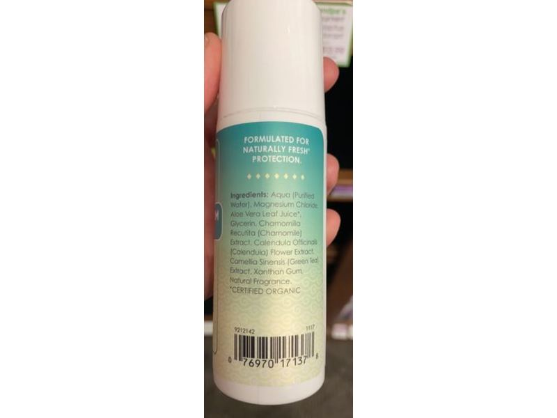 Zola Naturals Magnesium Roll-On Deodorant, Ocean Mist, 3 fl oz/90 mL
