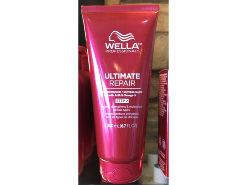 Wella Professionals Ultimate Repair Conditioner, Aha & Omega-9, 6.7 fl oz/200 mL
