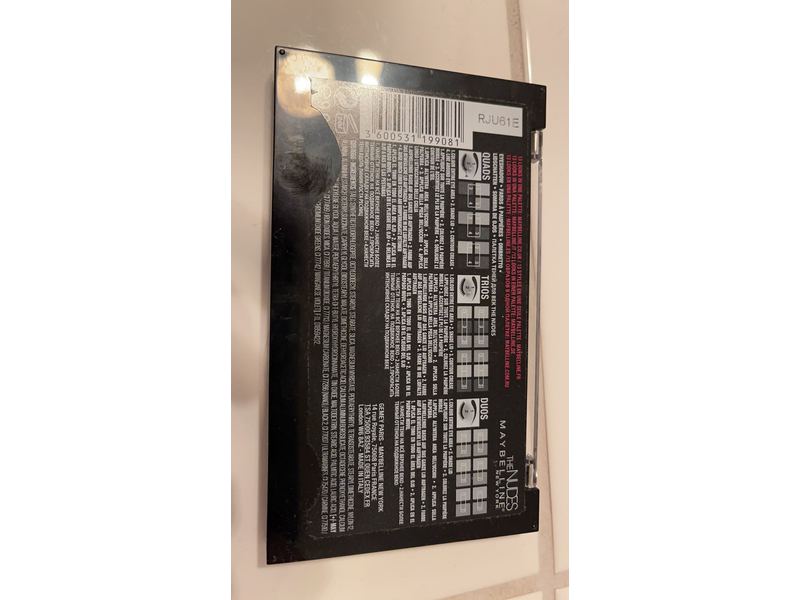 Maybelline New York The Nudes Eyeshadow Palette, 9.6 g