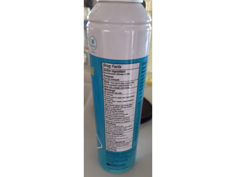 CVS Health Antibacterial Wound Wash, 7.4 oz/211 g