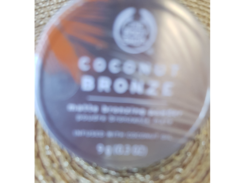 The Body Shop Coconut Bronze Matte Bronzing Powder, Fair, 0.3 oz/9 g