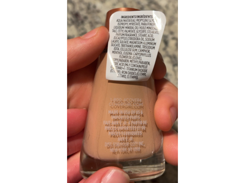 Covergirl Clean Liquid Foundation, 148 Perfect Beige, 1 fl oz/30 mL