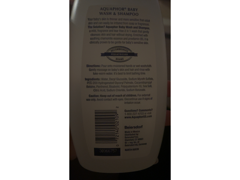 Aquaphor Cleansing Baby Wash & Shampoo, Chamomile Essence, 16.9 fl oz/500 mL