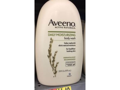 Aveeno Daily Moisturizing Body Wash, Nourishing Oatmeal, 33 fl oz/975 mL