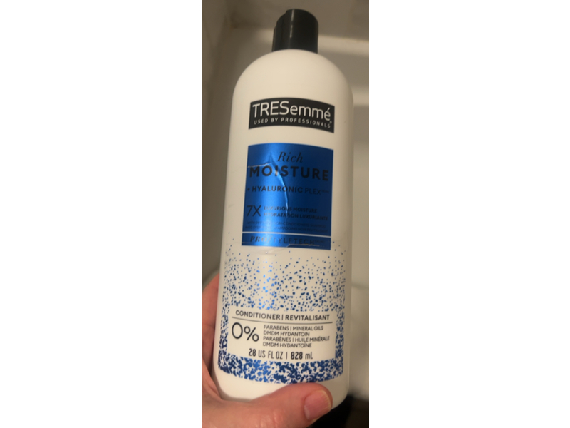 Tresemme Conditioner, Rich Moisture + Hyaluronic Acid, 28 fl oz/828 mL