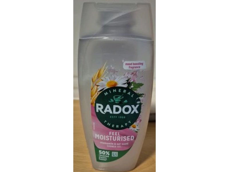 Radox Mineral Therapy Feel Moisturised Shower Gel, Chamomile & Oat Scent, 225 mL, Pack Of 3
