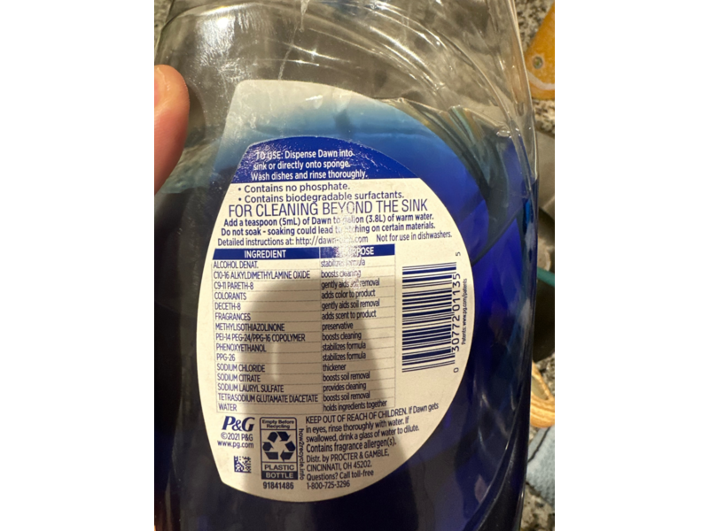 Dawn Ultra Platinum Dishwashing Liquid, Refreshing Rain Scent, 32.7 fl oz/967 mL