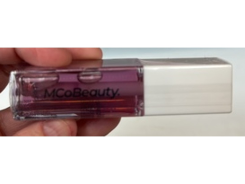 MCoBeauty Hydrating Treatment Lip Oil, Sheer Violet, 9 mL