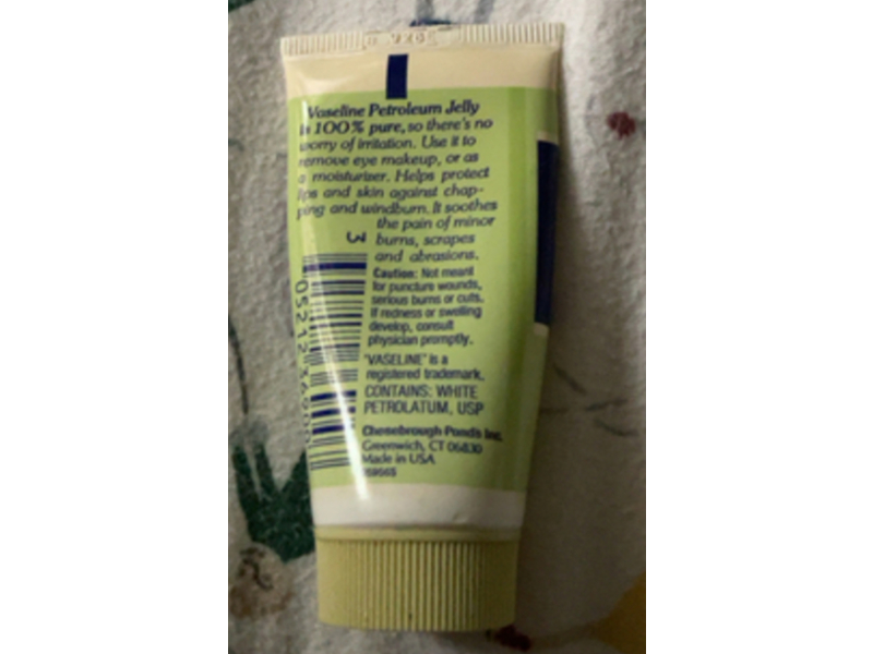 Vaseline Handy Pocket Size Moisturizer, 100% Pure Petroleum Jelly, 1 oz