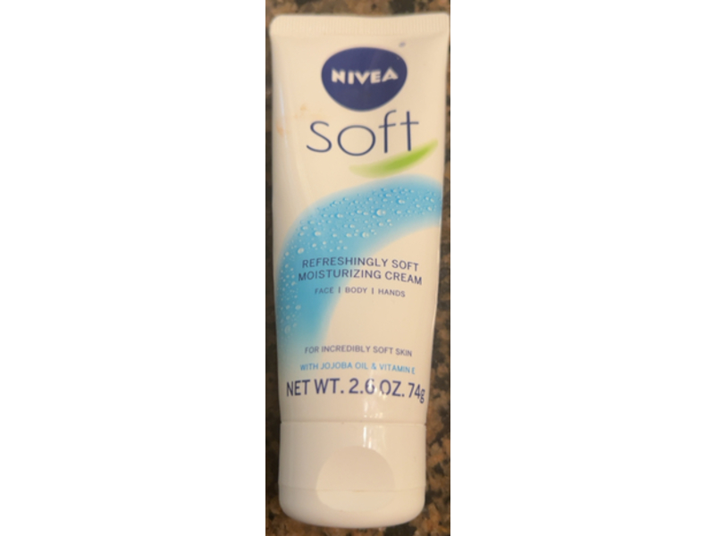 Nivea Soft Refreshingly Soft Moisturizing Cream, 2.6 oz/74 g