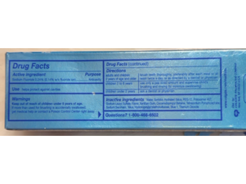 Colgate Max Clean Whitening Toothpaste, Smart Foam , 6 oz/170 g, Pack Of 3