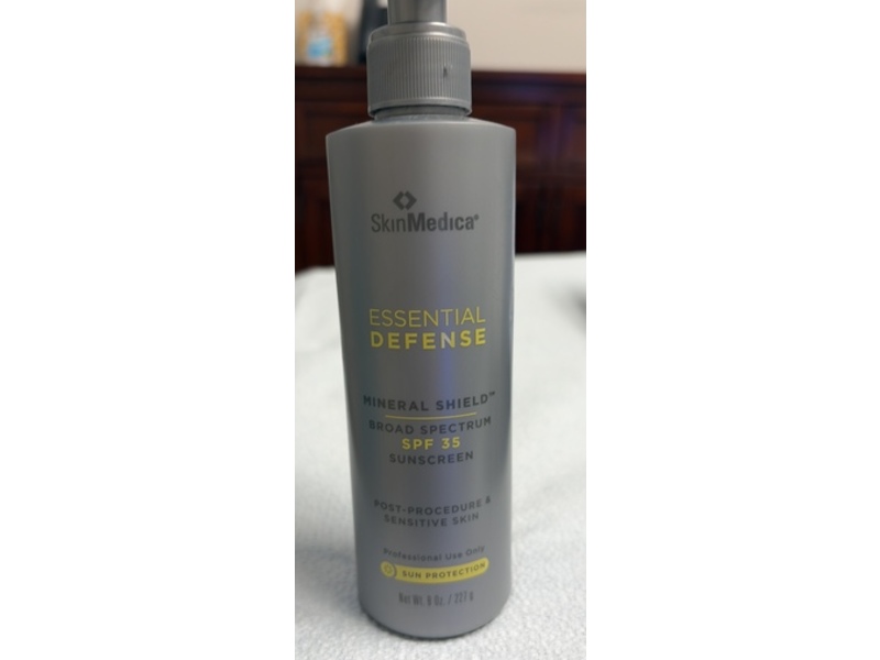 SkinMedica Essential Defense Mineral Sheild Broad Spectrum Sunscreen, SPF 35, 8 oz/227 g