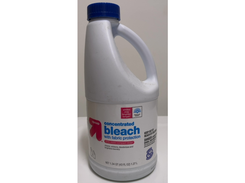 Up & Up Concentrated Bleach, Fabric Protection, 43 fl oz/1.27 L