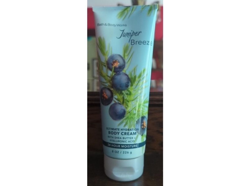 Bath & Body Works Ultimate Hydration Body Cream, Juniper Breeze, Shea Butter + Hyaluronic Acid, 8 oz/226 g