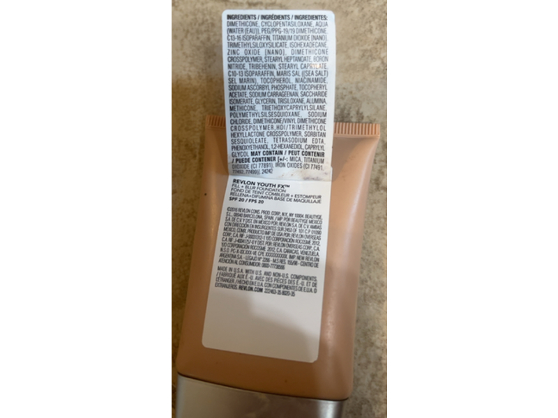 Revlon Youth FX Fill+Blur Foundation, SPF 20, 210 Sand Beige, 1.0 fl oz/30 mL