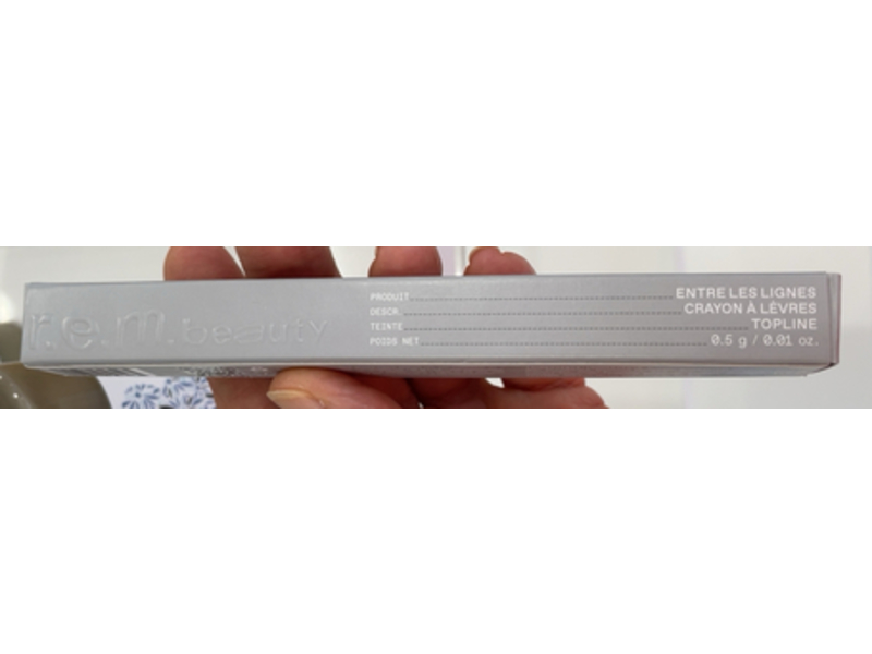 r.e.m. beauty At The Borderline Lip Liner Pencil, Topline, 0.01 oz/0.5 g