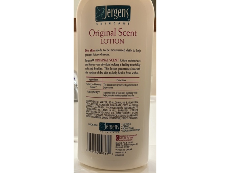 Jergens Skincare Original Scent Lotion For Dry Skin, Cherry-Almond Scent, 24 fl oz/709 mL