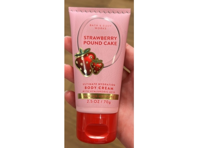 Bath & Body Works Ultimate Hydration Body Cream , Strawberry Pound Cake, 2.5 oz/70 g