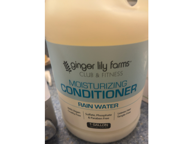 Ginger Lily Farms Botanicals Club & Fitness Moisturizing Conditioner, Rain Water Scent, 128 fl oz