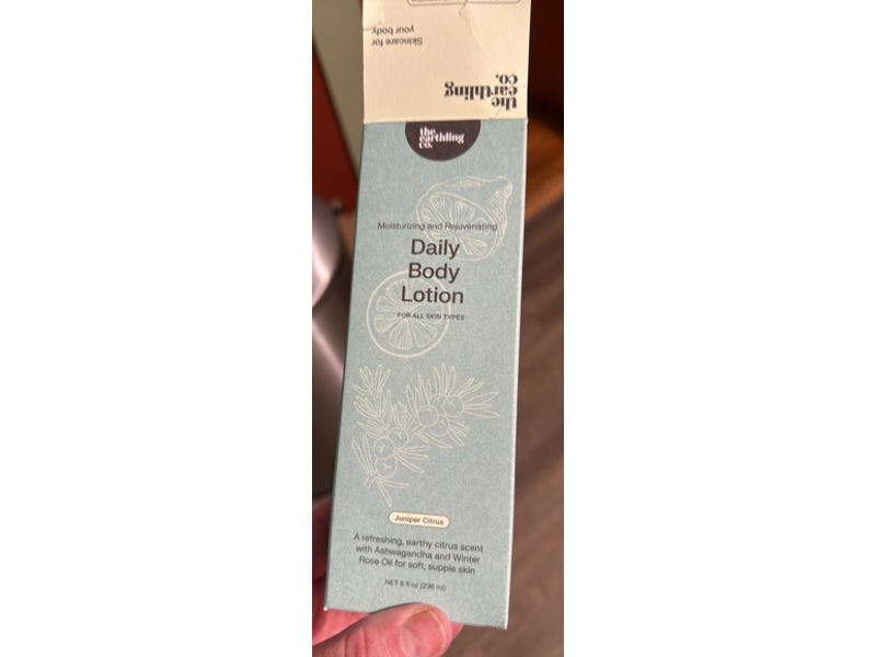 The Earthling Co Moisturizing & Rejuvenating Daily Body Lotion, Juniper Citrus, 8 fl oz/236 mL