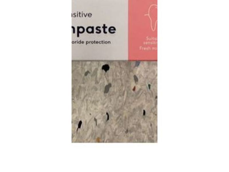 Boots Sensitive Toothpaste, Fresh Mint Flavour, 100 mL