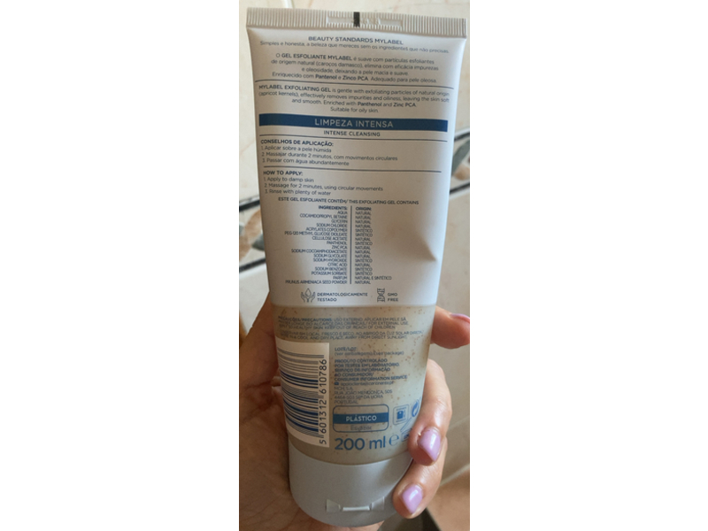 MyLabel Intense Cleansing Exfoliating Gel, 200 mL