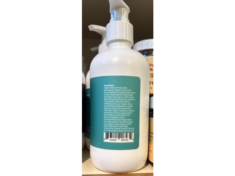 Stone City Farm Goat Milk Lotion, Eucalyptus Spearmint, 8 fl oz/237 mL