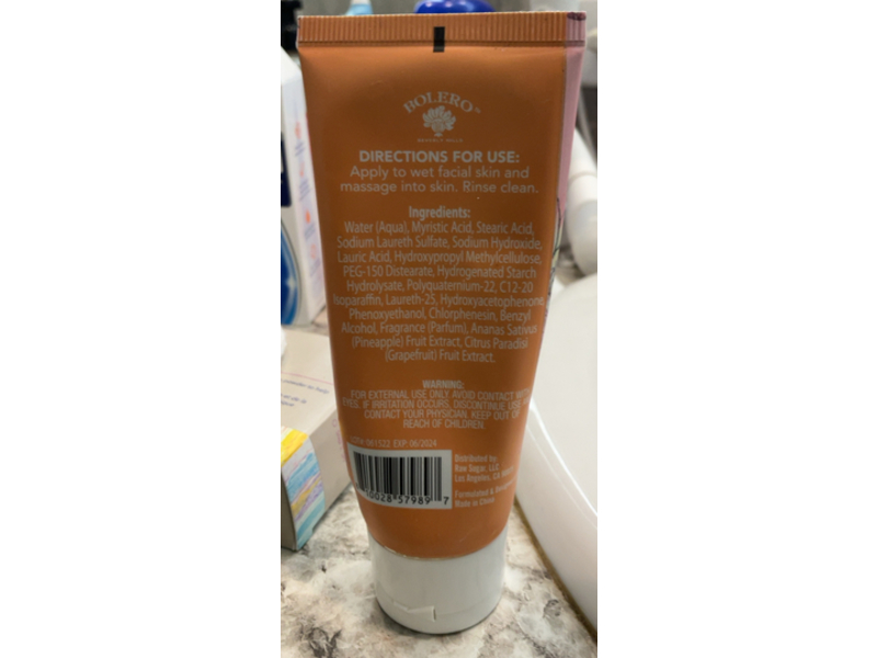 Bolero Beverly Hills Soothing Foaming Cleanser, Pink Pineapple + Grapefruit, 2.5 fl oz/73.9 mL