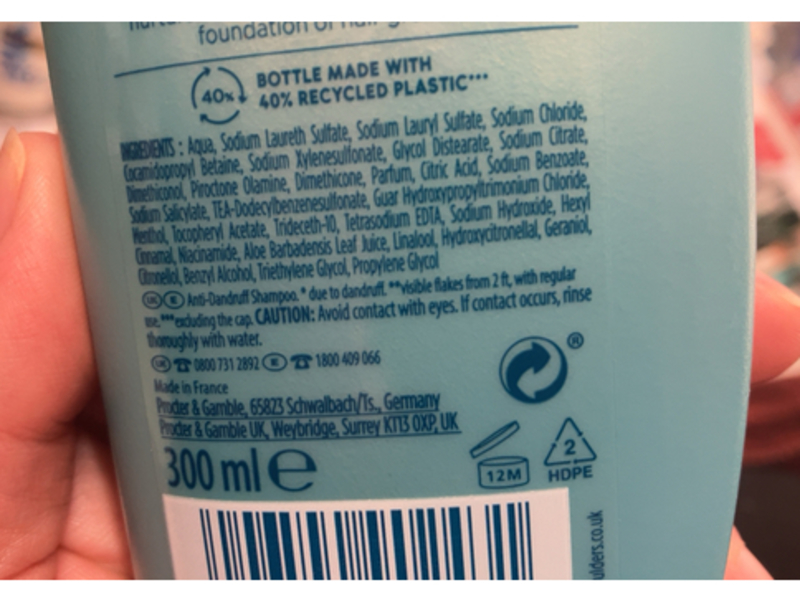 Head & Shoulders Derma x Pro Scalp Revitalizer Anti - Dandruff Shampoo, Niacinamide + Aloe + Vitamine E, 300 mL