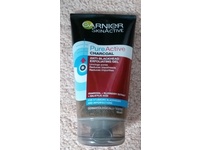Garnier SkinActive Pure Active Anti-Blackhead Exfoliating Gel, Charcoal + Blueberry Extract + Salicylic Acid, 150 mL - Image 3
