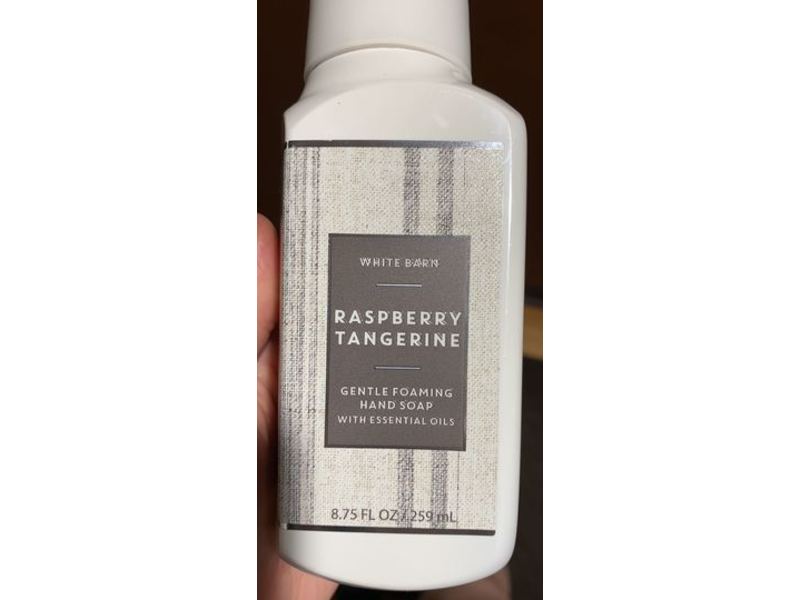 Bath & Body Works White Barn Gentle Foaming Hand Soap, Raspberry Tangerine, 8.75 fl oz/259 mL