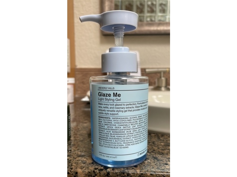 J Beverly Hills Glaze Me Light Styling Gel, 7 fl oz/200 mL