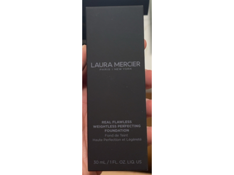 Laura Mercier Real Flawless Weightless Perfecting Foundation, 0N1 Silk, 1 fl oz/30 mL