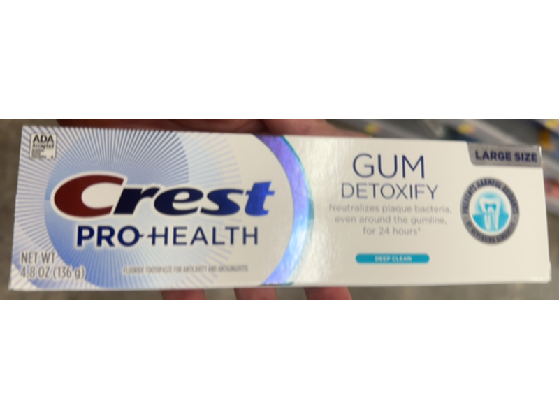 Crest Pro - Health Gum Detoxify Fluoride Toothpaste, Deep Clean, 4.8 oz/136 g, Pack Of 3