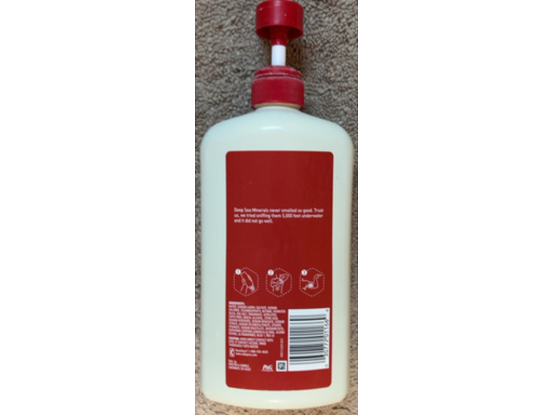 Old Spice Deep Cleanse Body Wash, Lasting Scent + Exfoliation, 30 fl oz/887 mL, Pack Of 4