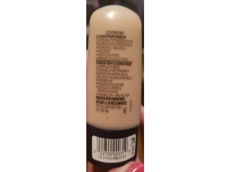 CoverGirl Smoothers Hydrating Foundation, 725 Buff Beige, 1 fl oz/30 mL