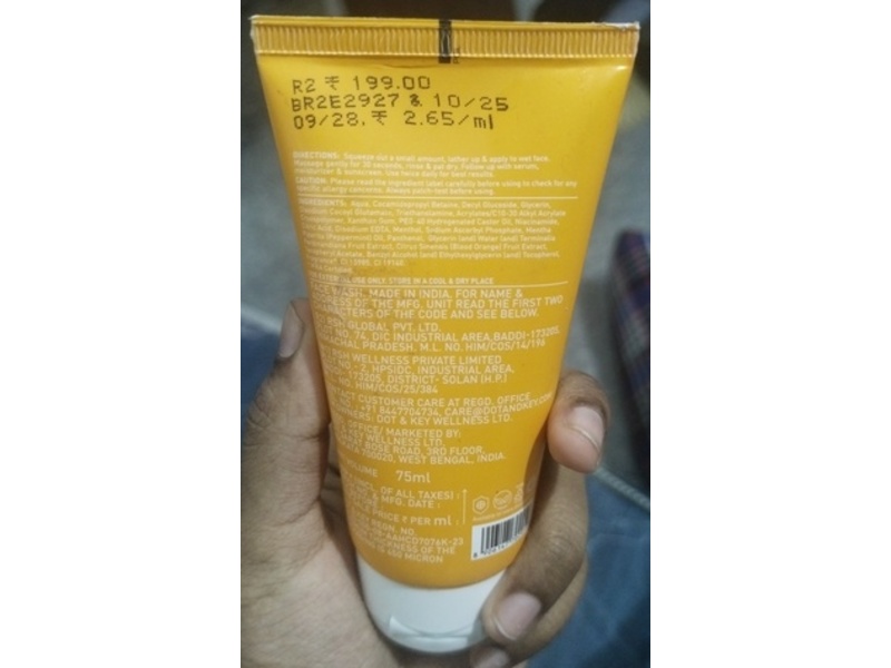 Dot & Key Skincare Vitamin C + E Super Bright Gel Face Wash, Sicilian Blood Orange & Niacinamide, 75 mL