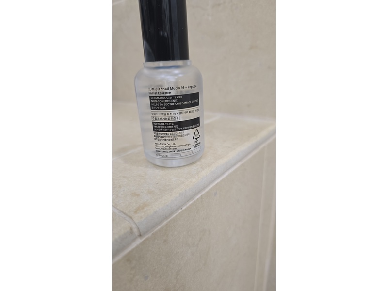 Jumiso Facial Essence, Snail Mucin 95 + Peptide, 4.73 fl oz/140 mL