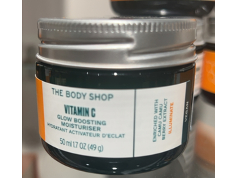 The Body Shop Glow Boosting Moisturizer, Vitamin C, 1.7 oz/50 mL
