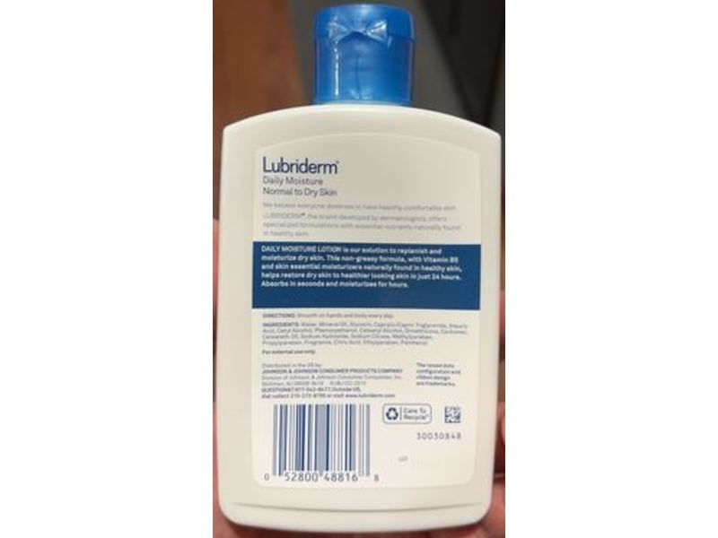 Lubriderm Daily Moisture Lotion, Normal to Dry Skin, 6 fl oz/177 mL, Pack of 6