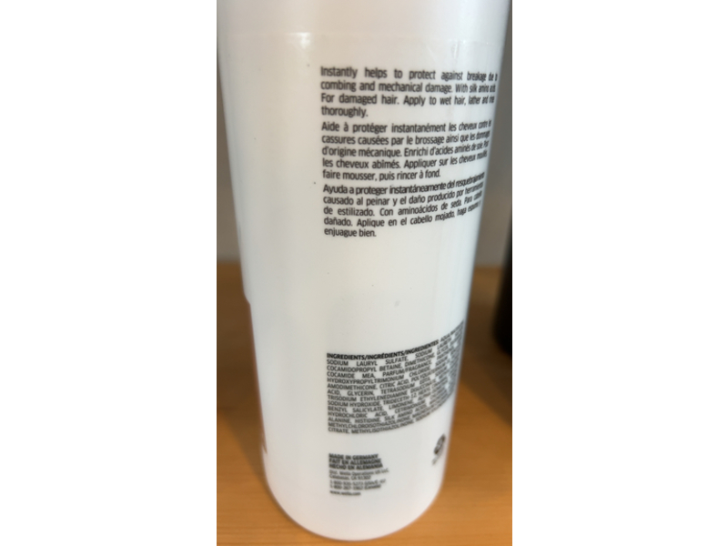 Wella Professional Fusion Intense Repair Shampoo, 33.8 fl oz/1 L