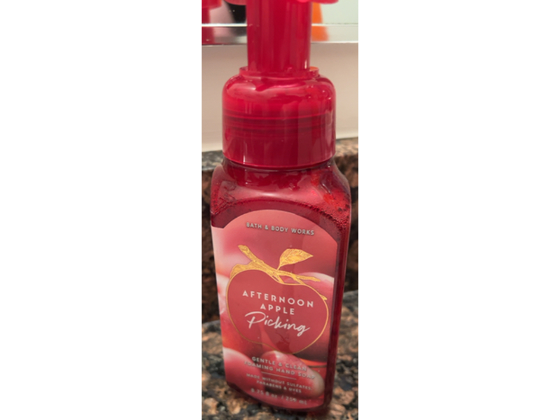 Bath & Body Works Gentle & Clean Foaming Hand Soap, Afternoon Apple Picking, 8.75 fl oz/259 mL