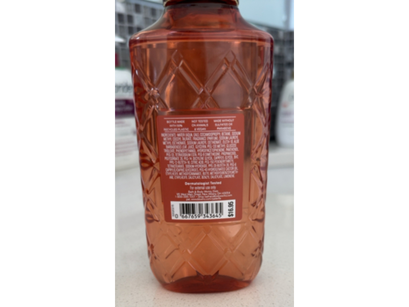Bath & Body Works Seeing Rouge Body Wash, Pro-Vitamin B5 + Aloe, 10 fl oz/295 mL